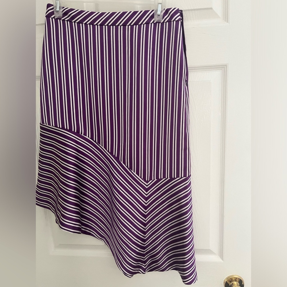 Ladies purple and white high/low satin skirt. Size 2